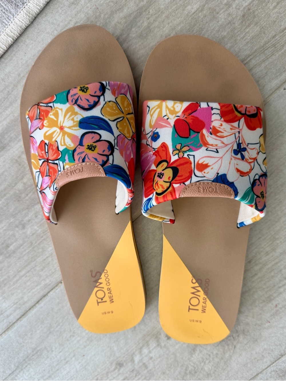 Toms Clary Slide Sandal Women’s Size 9 Excellent Used Condition (EUC)
